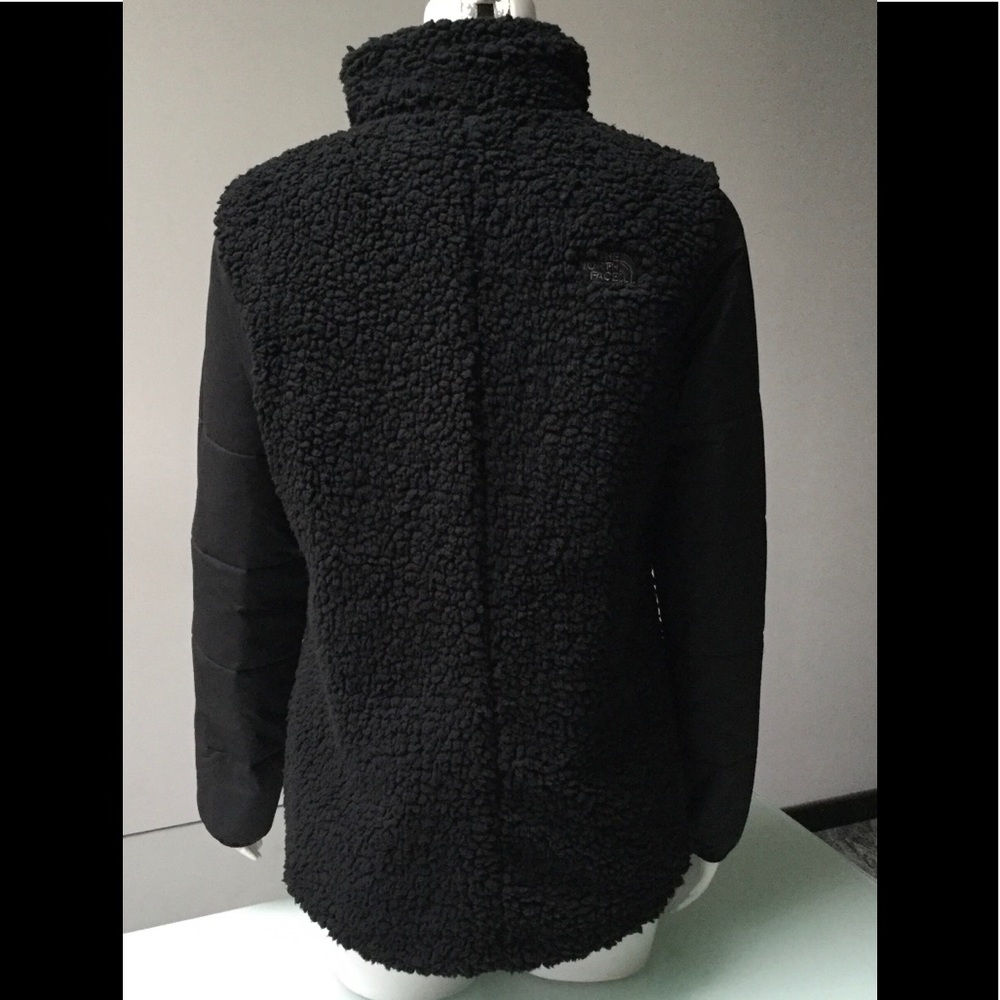 The North Face Women’s Fleece Jacket Size Small - Picture 4 of 9